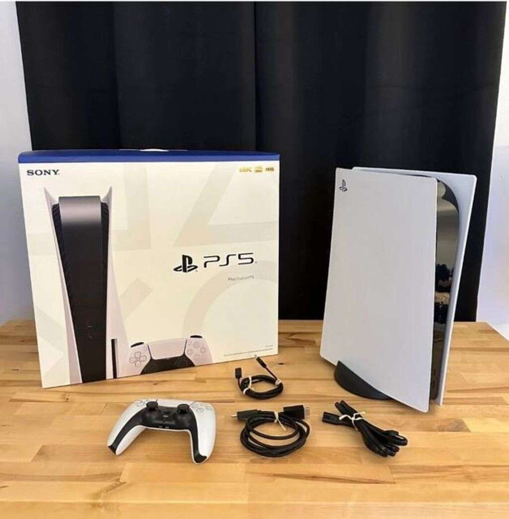 seller.az PS5 Disc / Digital Edition satılır